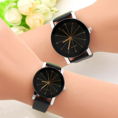 2019 Fashion Round Couple Watch Hot Sale Black and White Brown Dial Leather Pointer Male and Female Student Temperament Watch