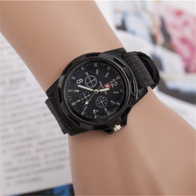 2019 Fashion Children Watches Boy Nylon Strap Wristwatch Student Casual Quartz Watch Kids Lovely Cartoon Watch Clock de reloj