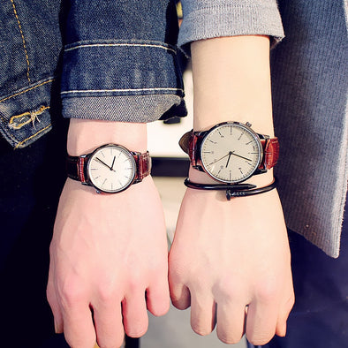 Fashion Vintage Student Couple Watch Leather Quartz Top Brands Men's Watches Casual Sports Wristwatch Woman Relojes